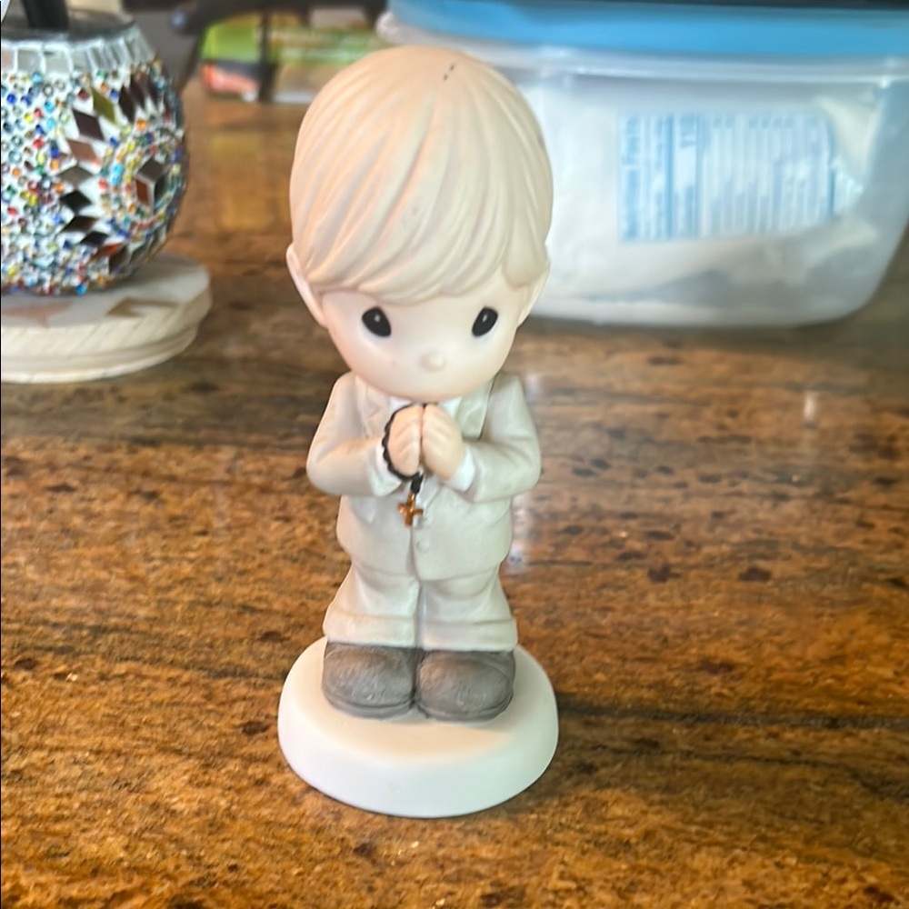 Precious Moments Cream Porcelain Base